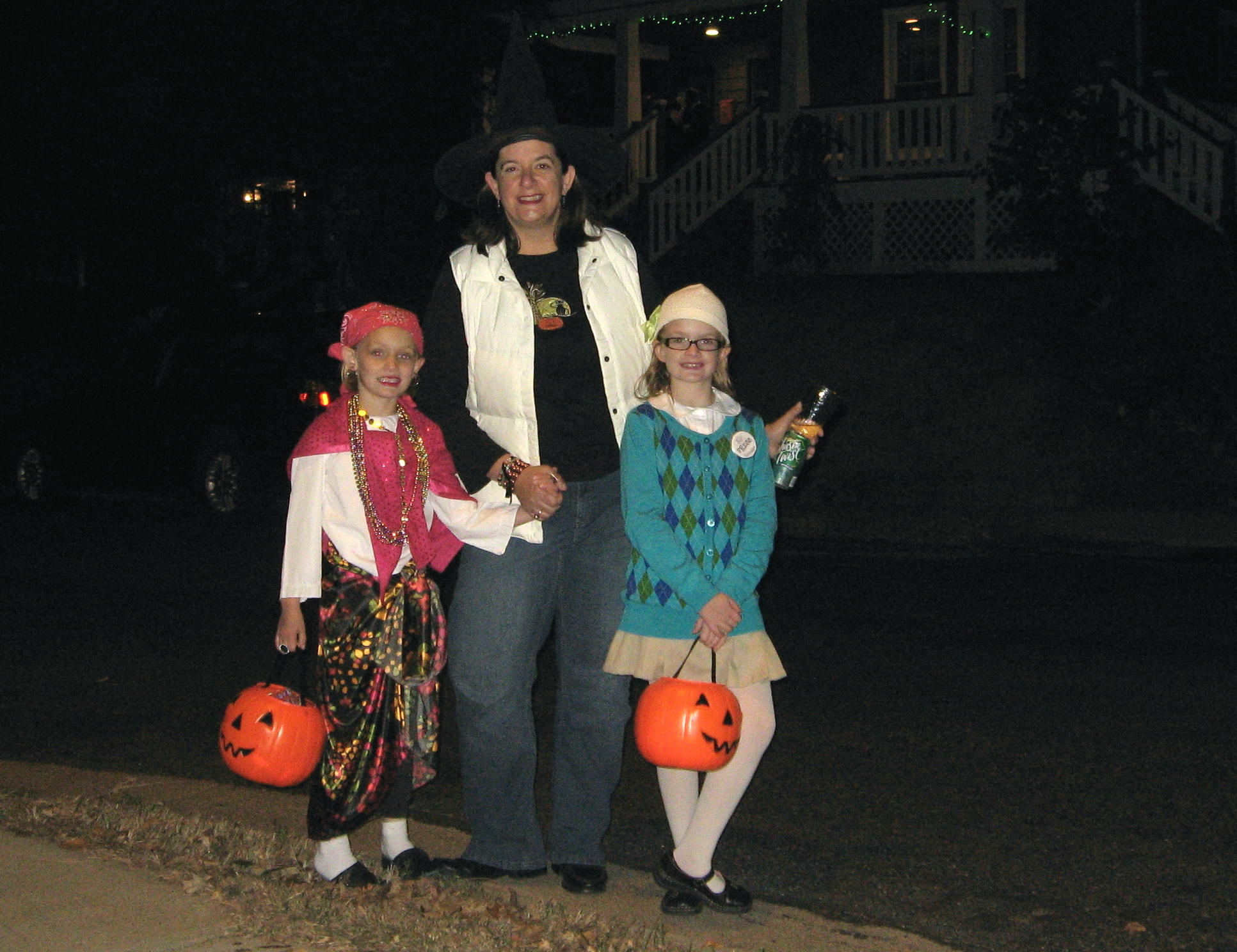 2010_10_31 BJC Trick or Treating.jpg